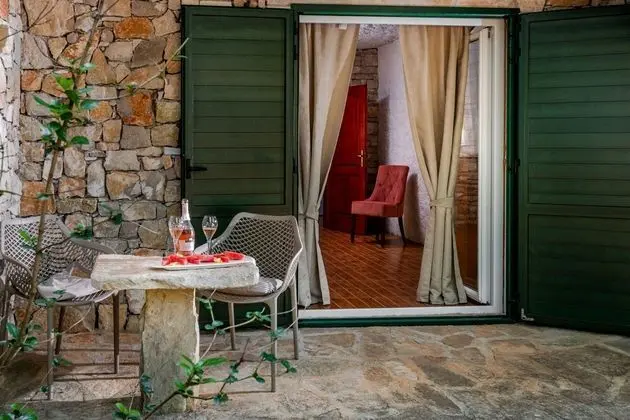 Traditional Double Room, Patio