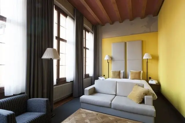 Grand DeLuxe Room