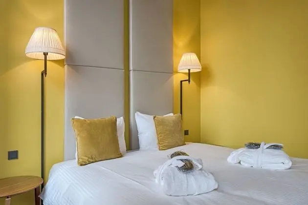 Grand DeLuxe Room