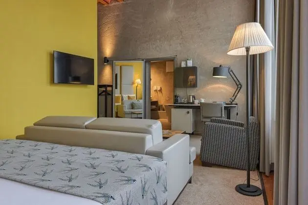 Grand DeLuxe Room