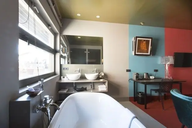 Grand DeLuxe Room