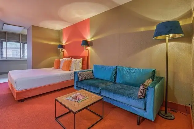 Superior Tek Büyük Yataklı Oda (R)