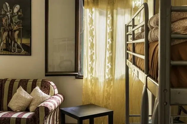 Ortak Ranzalı Oda, Karma Ranzalı Oda