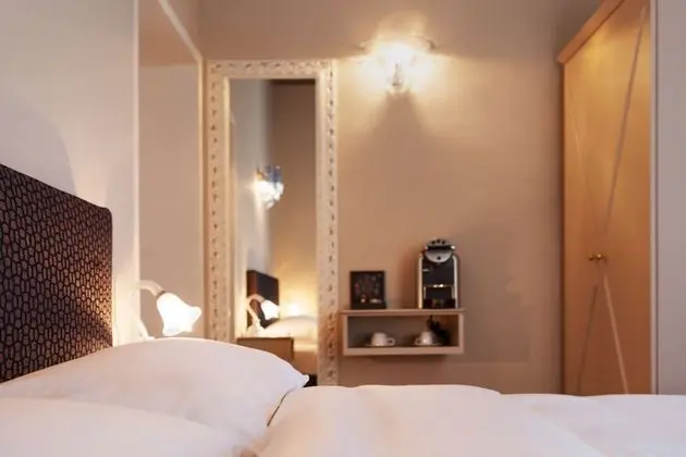 Standard Tek Büyük Yataklı Oda