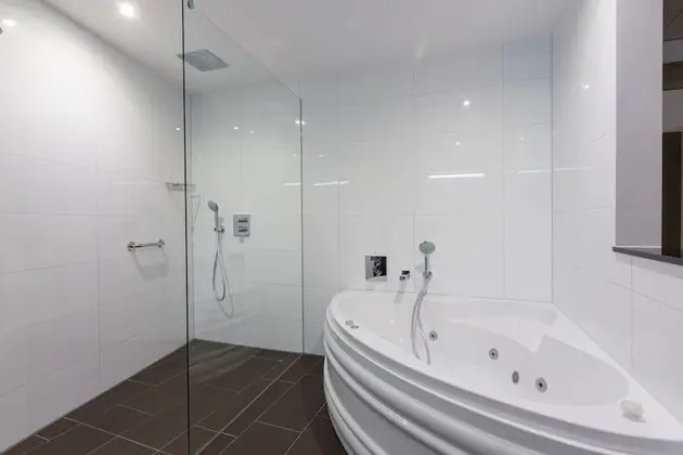 Comfort Tek Büyük Yataklı Oda, Jakuzi