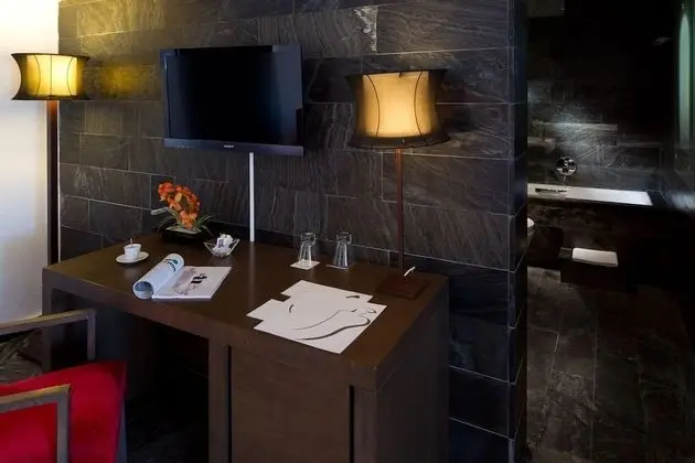Tek Büyük veya İki Ayrı Yataklı Oda, Havuz Kullanımı, Bahçe Manzaralı