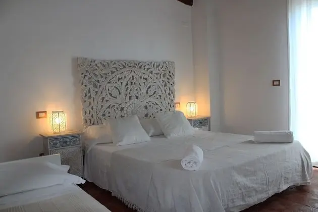 Deluxe Tek Büyük Yataklı Oda, Veranda, Bahçe Manzaralı (Graecia)