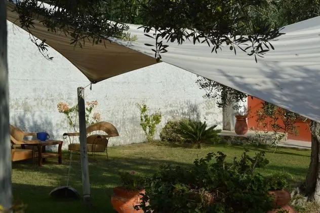 Deluxe Tek Büyük Yataklı Oda, Veranda, Bahçe Manzaralı (Graecia)