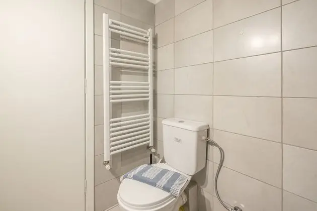 City Tek Büyük Yataklı Oda