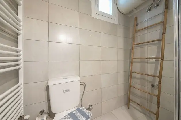 City Tek Büyük Yataklı Oda