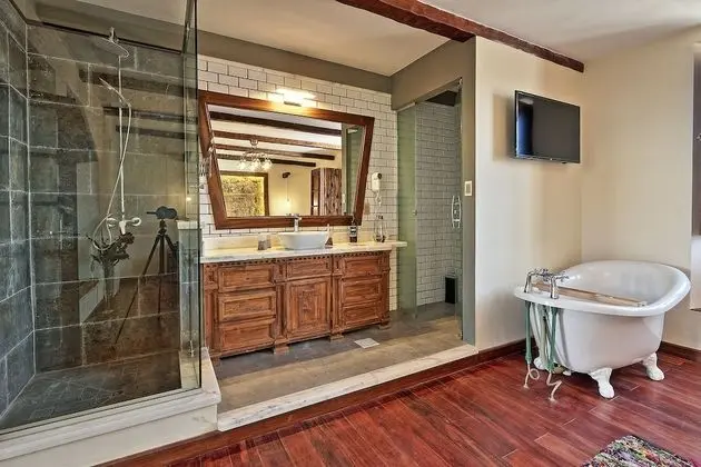 Premier Süit, 1 Büyük (Queen) Boy Yatak, Köşe