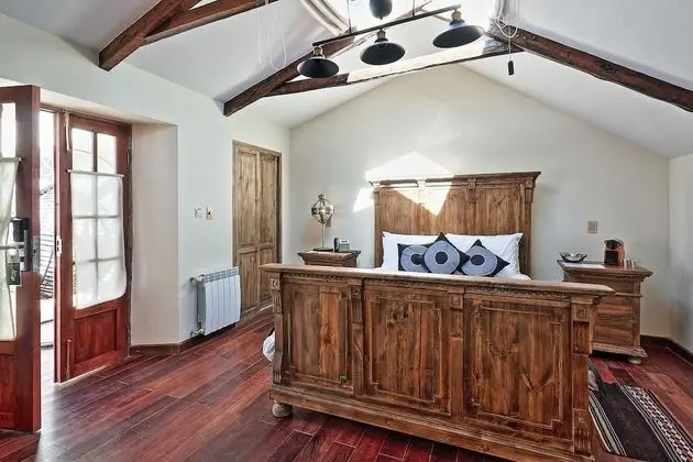 Superior Süit, 1 Büyük (Queen) Boy Yatak, Business Dinlenme Salonu Kullanımı, Avlu