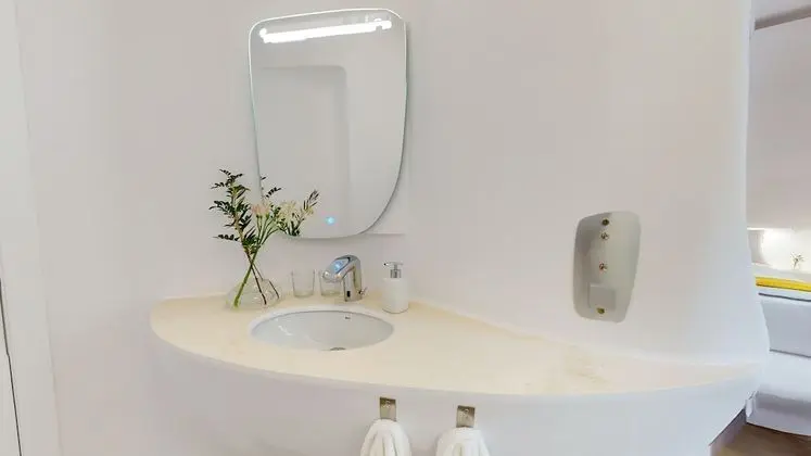 Grand Tek Büyük Yataklı Oda
