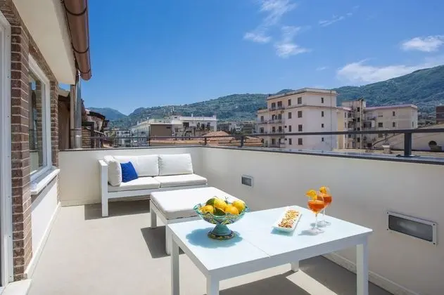 Çatı Katı Süiti (Penthouse)