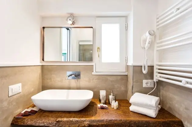 Çatı Katı Süiti (Penthouse)