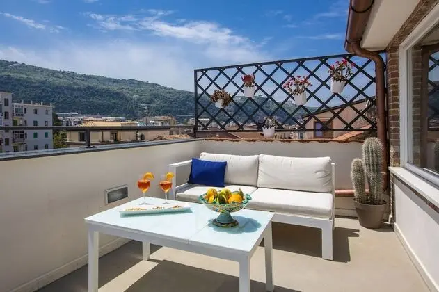 Çatı Katı Süiti (Penthouse)