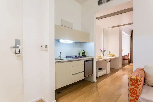 Deluxe Suite 1