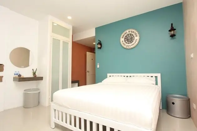 Chic Standard Room