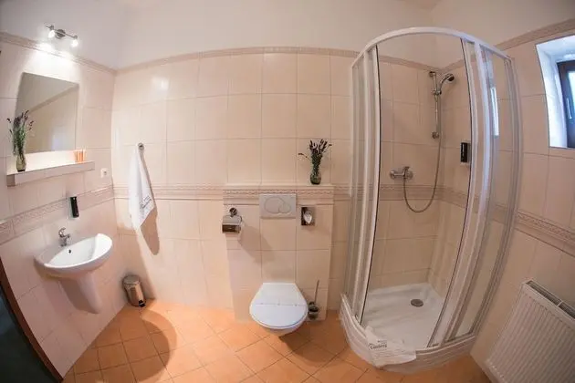 Comfort Tek Büyük Yataklı Oda