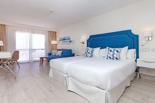 Üç Kişilik Oda (2 adultos y 1 niño)