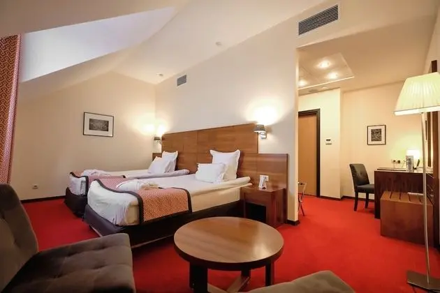 Comfort Tek Büyük veya İki Ayrı Yataklı Oda