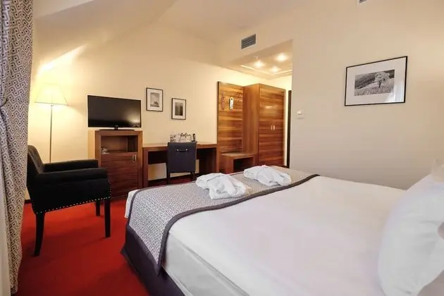 Standard Tek Büyük veya İki Ayrı Yataklı Oda