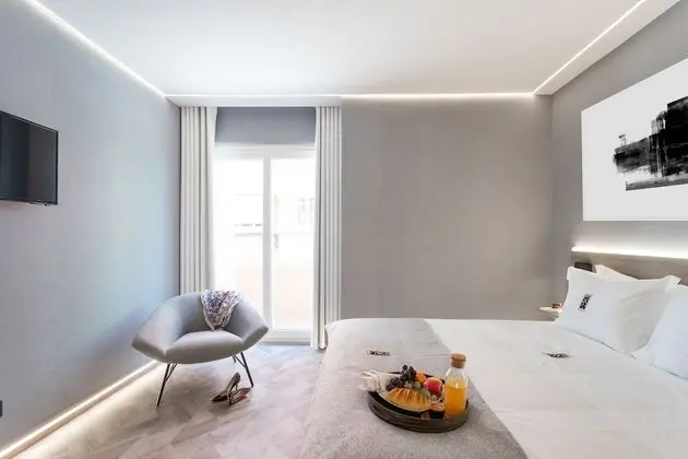 Süit, Balkon (102)