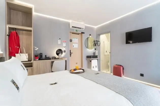 Süit, Balkon (102)
