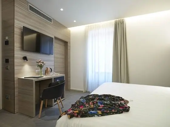 Tek Büyük veya İki Ayrı Yataklı Oda, Balkon