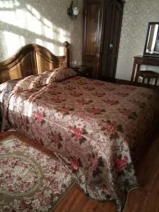 Luxury Tek Büyük Yataklı Oda