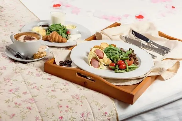Luxury Tek Büyük Yataklı Oda