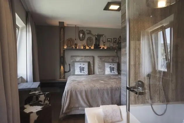 Deluxe Tek Büyük Yataklı Oda, 1 Yatak Odası, Balkon, Dağ Manzaralı