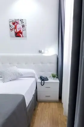 Superior Tek Büyük Yataklı Oda