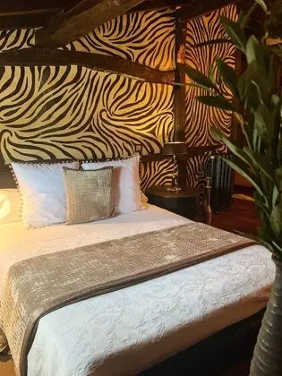 Junior Stüdyo Süit, Şömine