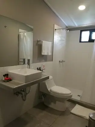 Standard Tek Büyük Yataklı Oda, 2 Çift Kişilik Yatak