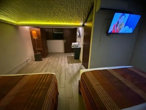 Dört Kişilik Oda, 2 Büyük (Queen) Boy Yatak