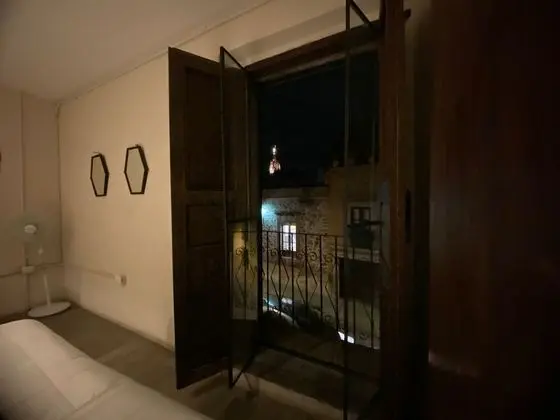 Dört Kişilik Oda, 2 Büyük (Queen) Boy Yatak
