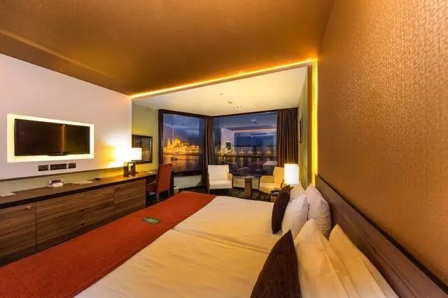 Double room with extra bed
