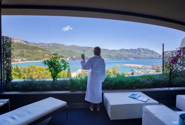 Executive Süit, 1 Yatak Odası, Balkon, Deniz Manzaralı (La Traviata)
