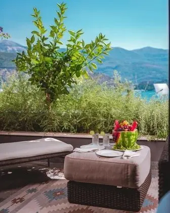 Executive Süit, 1 Yatak Odası, Balkon, Deniz Manzaralı (La Traviata)