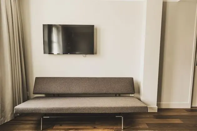 Family Tek Büyük Yataklı Oda