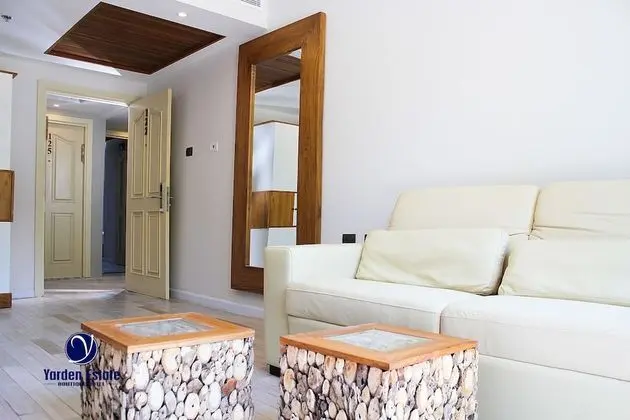 Deluxe Süit, 1 Yatak Odası, Veranda, Avlu Manzaralı