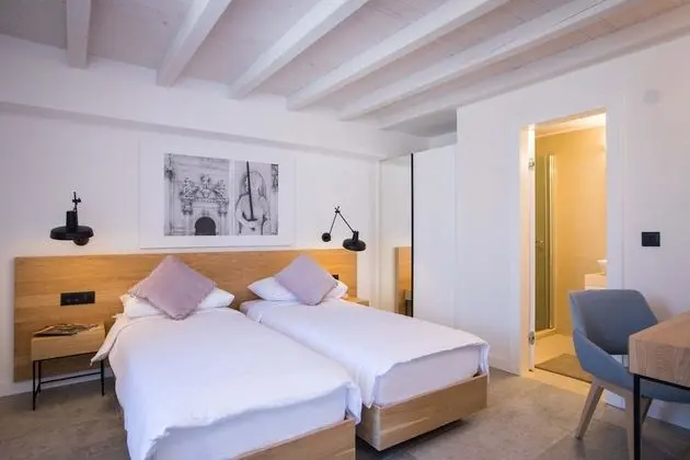 Deluxe Tek Büyük veya İki Ayrı Yataklı Oda