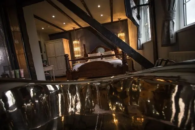 Executive Tek Büyük Yataklı Oda