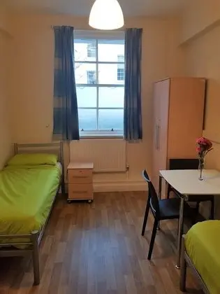 Ortak Ranzalı Oda, Sadece kadınlar için