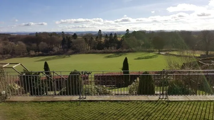 Tek Büyük Yataklı Oda, Banyolu/Duşlu, Bahçe Manzaralı (Rococo Room)