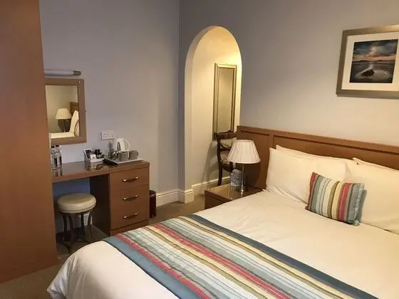 Tek Büyük Yataklı Oda, Banyolu/Duşlu (B&B)