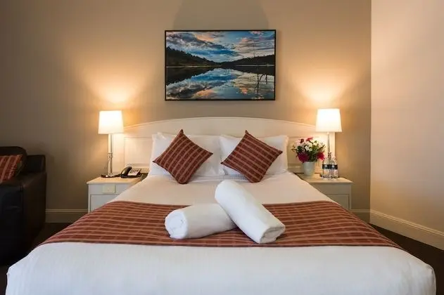Deluxe Oda, Sigara İçilmez (DELUXE QUEEN ROOM)