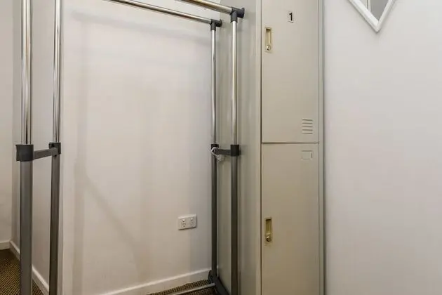 Ortak Ranzalı Oda, Sadece kadınlar için