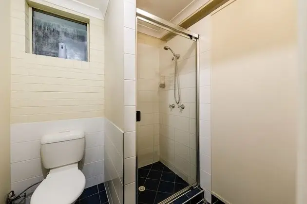 Ortak Ranzalı Oda, Sadece kadınlar için